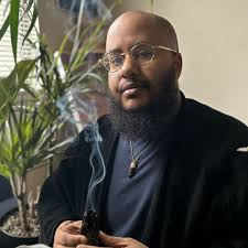 Amazon.com: Noah Alvarez: books, biography, latest update