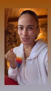 Paula Patton's Instagram, Twitter & Facebook