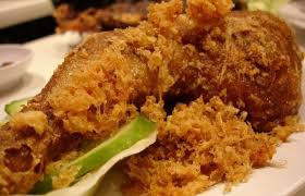 Terdapat juga makanan yang memiliki cita rasa gurih, seperti ayam goreng tulang lunak. Resep Ayam Kremes Tulang Lunak Resep Ayam Makanan Resep Makanan