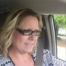 Carol Caddy's Instagram, Twitter & Facebook