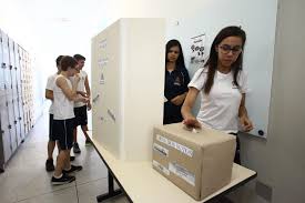 Você possui um na sua escola? Estudantes Escolhem Representantes Do Gremio Estudantil Aluno Ouvidor E Camara Jovem Prefeitura De Santos