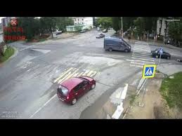 (edmonton) une famille d'edmonton a été tuée dans un accident de voiture en afrique australe. Accidents Voitures Russie 2 Compilation 2019 1heure Youtube