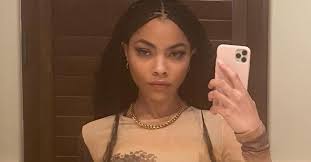 No, you weren't seeing things. Is Eddie Murphy S Daughter In Coming To America 2 Character Details