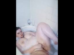 Susan is masturbating hard in the bathroom. Bathtub Masturbation Porn Videos Fuqqt Com