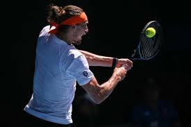 Tennis-Tracker LIVE: Zverev holt Satz vier im Tiebreak – Alcaraz angeschlagen