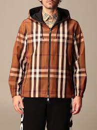 .bänder am kragen, vordertaschen, kordelzug, knopf manschette, modell ist 1,85 cm gross, model trägt eine eu m grösse, polyester, herrenbekleidung: Burberry Jacke Herren Jacke Burberry Herren Beige Jacke Burberry 8036916 Giglio De