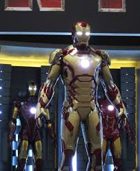 This is a fully test printed and built iron man mk3 suit. Ladies And Gentlemen I Give You The New Suit From The Iron Man 3 Movie Booyah Iron Man New Iron Man Iron Man 3