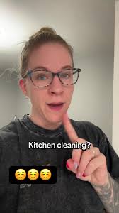 Danielle Bonfig Cleaning