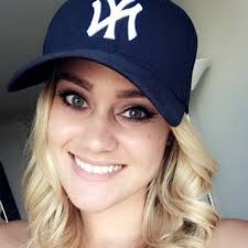 Jessica Rux's Instagram, Twitter & Facebook