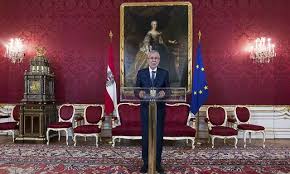 Im wahlkampf nutzt er seine eigene flüchtlingsgeschichte. Rede Im Wortlaut Ich Entschuldige Mich Fur Das Bild Das Die Politik Bei Ihnen Gerade Hinterlasst Kleinezeitung At