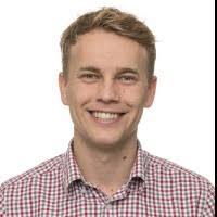 90+ "Oakley" profiles