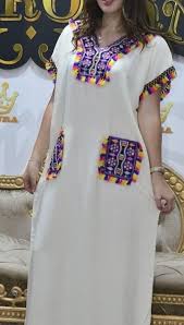 Pin By Mano Fareh On Robe In 2020 Fashion Clothes Women Girls Clothes Patterns Abaya Fashion