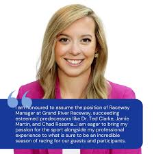 Jenna MacDonell (@JennaLMacDonell)