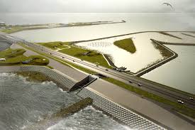 The afsluitdijk has been protecting the netherlands from the force of water for over 90 years. Project Afsluitdijk Samenwerken Aan Innovatie En Duurzaamheid Innovatie Rijkswaterstaat