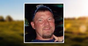 Derrick Roark's Instagram, Twitter & Facebook