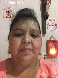 Hoy quiero felicitar a la mejor hermana del mundo que está cumpliendo años,  que Dios, padre te colme de bendiciones carnalita muchas felicidades por tu  cumpleaños mis mejores deseos, que tengas el ...