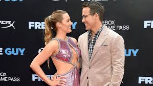 Find exclusive interviews, video clips, photos and more on entertainment tonight. An Icon Blake Lively Uses Tennis Shoes To The Free Man Red Carpet