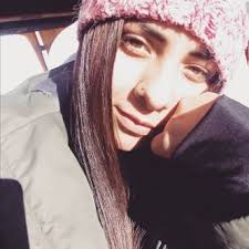 Larissa Cabrera (@Larrisa111)