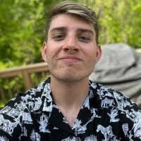 Kyle Raymond's Instagram, Twitter & Facebook