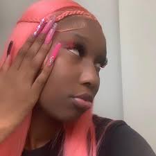 🎄❤️⛄️ 🧚🏾‍♀️🌟 Book Those Holiday Appointments NOW  https://book.heygoldie.com/Legendary-Makeup-Artistry