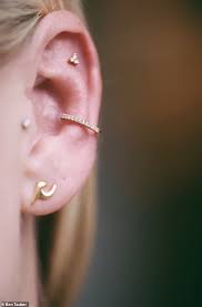 Ear Piercing Expert Reveals How He Uses Pressure Points To