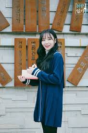 15 K Pop Idols Who Are Lefties Bias Wrecker Kpop News