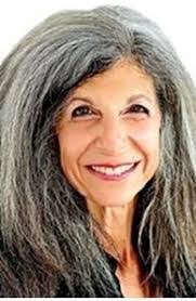 Amy Raine's Instagram, Twitter & Facebook