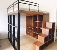 Coole Und Rustikale Holzprojekte Fur Ihre Kuche Small Apartment Solutions Woodworking Kleine Wohnung Kleine Wohnungsideen Schlafzimmerideen Fur Kleine Raume