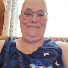 Sharing Childhood Memories and Yearbook Photos in Orangefield, Texas