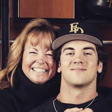 Brett Curran (@CurranBrett)