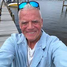 Mushmouth Band Performance and Fan Appreciation