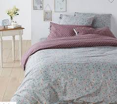 Housse de couette en coton doux avec imprimé d'inspiration céleste que nous adorons! Housse De Couette Fleurs Listy La Wishlist Reinventee