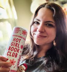 🥂 New haircut and feeling fresh! ☀️ Q: What are you up to today? 💖  Obsessed with my new tumbler from @darkdelightsbootique ! You can get yours  with my code READBELIEVELOVE15 🌸