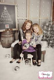 Holiday Mini Sessions Sneak Peek Christmas Photography Holiday Photoshoot Family Holiday Photos