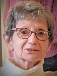 Angela Reitz's Instagram, Twitter & Facebook