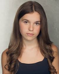 The Royals" Born to Set It Right (TV Episode 2017)