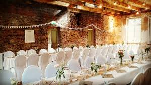 Passend zur umgebung des ritterguts, haben wir dann noch silber zum veredeln der. Eventlocation In Koln Rittergut Orr Media Network