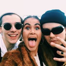 Sara Dis (@saradisgunnar)