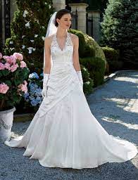 21 Gorgeous Wedding Dresses From 100 To 1 000 Wedding Dresses Taffeta Davids Bridal Gowns Gorgeous Wedding Dress