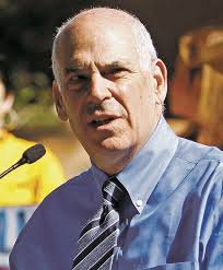 Spanish cultural group considers effort to recall Webber