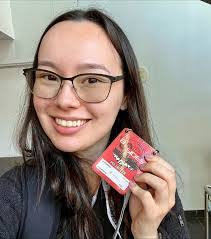 Amanda Carleton's Instagram, Twitter & Facebook