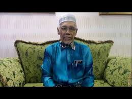 5 buah pinang muda 2 buah kemiri 1 siung telur bebek dipercaya untuk penambah stamina, madu mempunyai khasiat untuk pemulihan/pengobatan dan degan ijo untuk. Jabatan Mufti Negeri Pulau Pinang Youtube