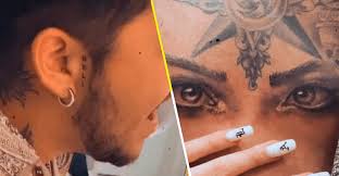 Luego de revelarse que lupillo rivera se había borrado el tatuaje de belinda, surgieron varias especulaciones sobre cuál era el diseño que cubría el rostro de la cantante. Christian Nodal Se Tatuo A Belinda Y Los Memes No Lo Perdonaron