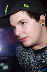 Idol-Robin akut sjuk