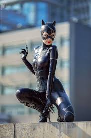 Want to make the perfect diy catwoman costume? Make Your Own Catwoman Costume Diy Halloween Costume Ideas Homemade How To Catwoman Cosplay Dc Cosplay Cat Woman Costume