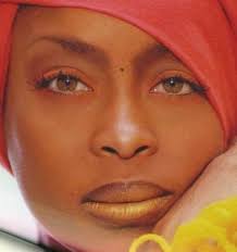 Erykah Badu The First Time I Saw Your Face Erykah Badu Erykah Badu Beautiful Black Women Neo Soul