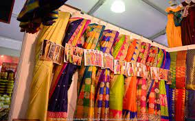 It is one of the popular festivals in tamilnadu. Editor S Pick Best 6 Last Minute Shopping Places For Deepavali In Malaysia Astro Ulagam