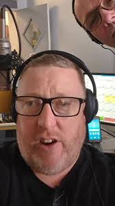 It's Friday, which can only mean one thing........Andrew and Deano are  ready to get back