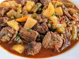 When you're craving a warm, hearty meal, there's nothing like a. Instant Pot Vegetable Beef Soup The Foodie Eats