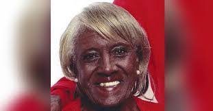 Barbara Outen's Instagram, Twitter & Facebook